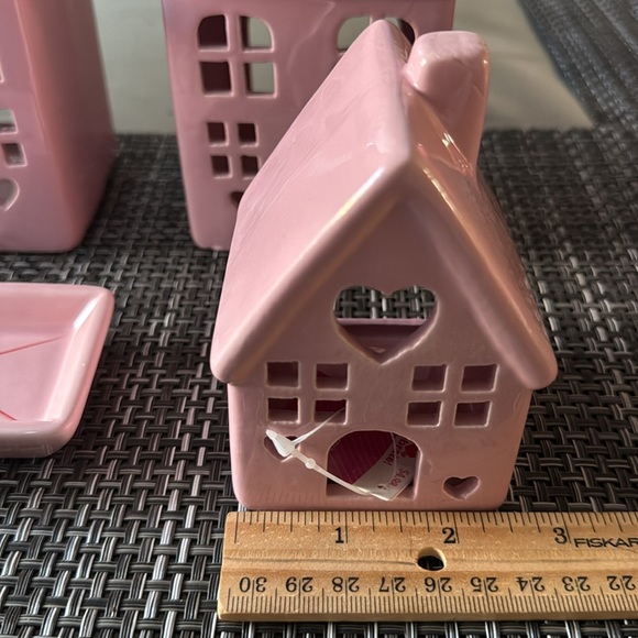 Valentine's Day Beautiful Ceramic Pink Houses & Ceramic Trinket Dish. New. - Picture 8 of 12
